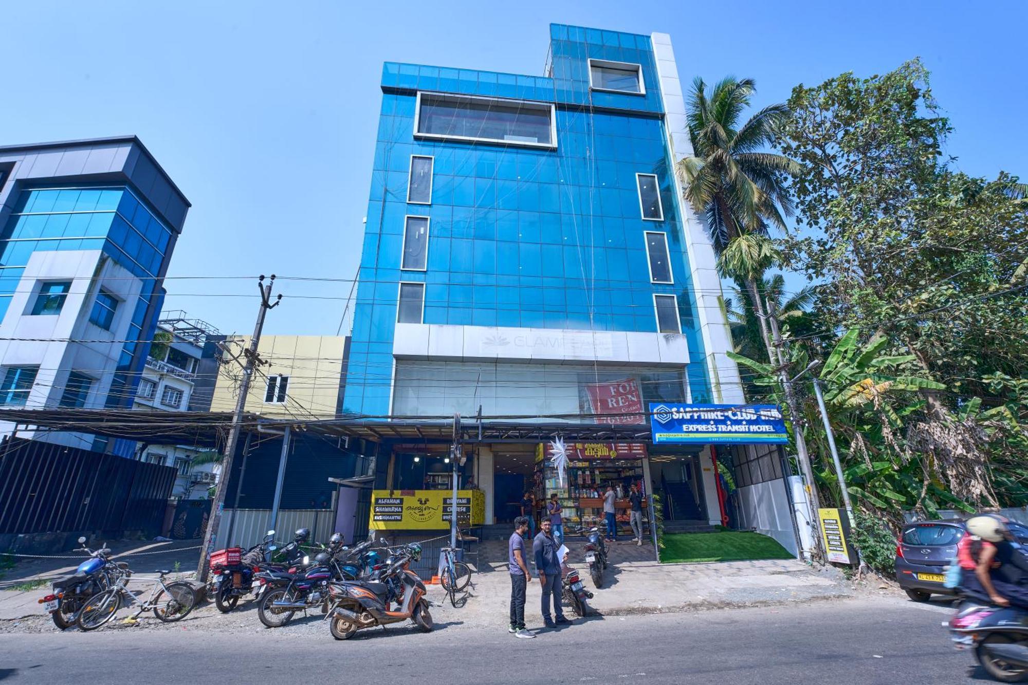Hotel Sapphire Club Hub Kochi Exterior foto