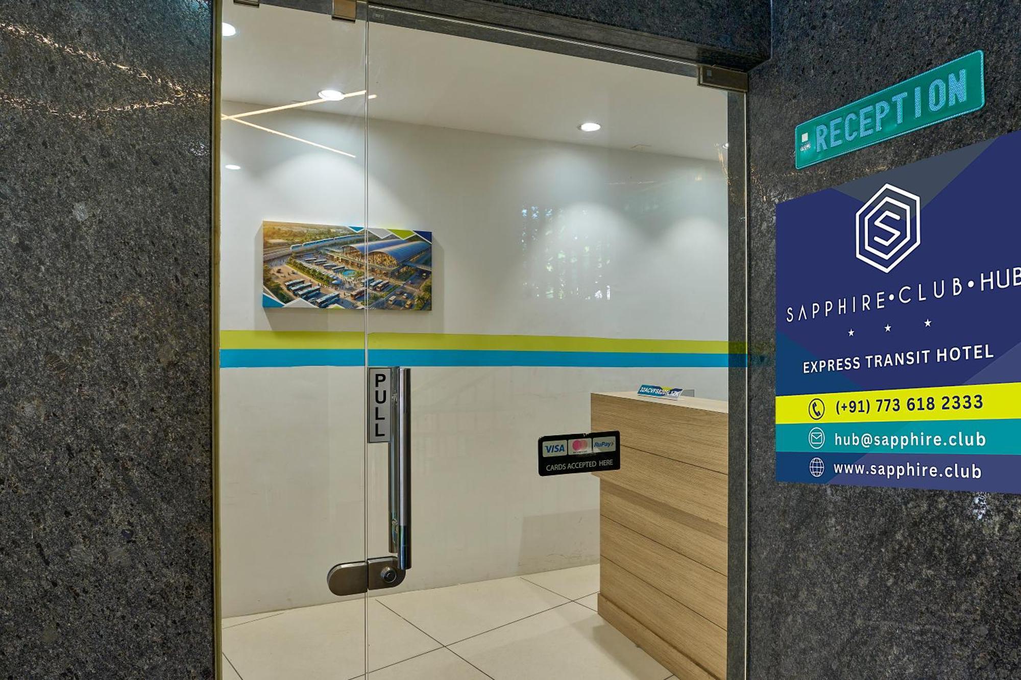 Hotel Sapphire Club Hub Kochi Exterior foto