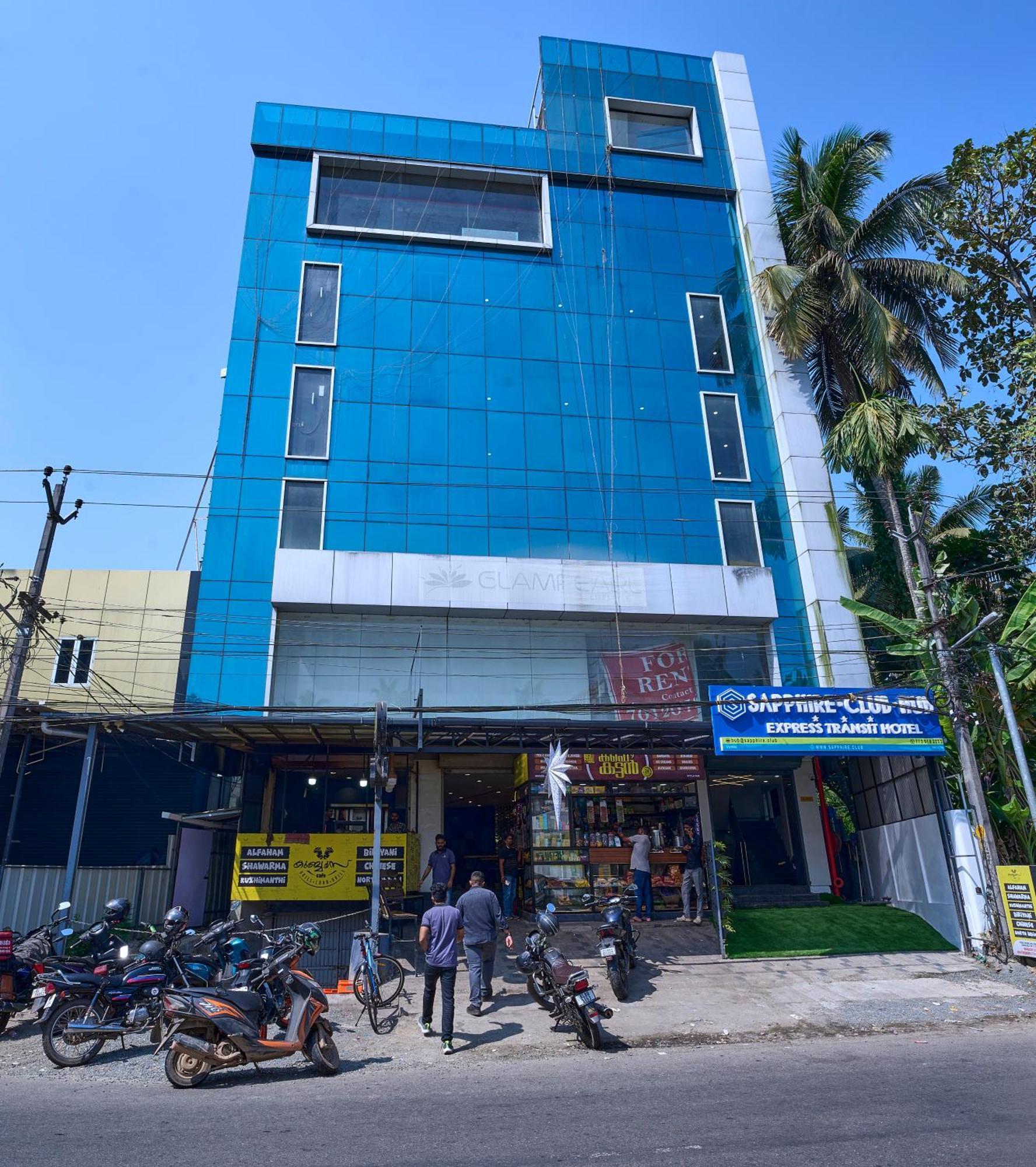 Hotel Sapphire Club Hub Kochi Exterior foto